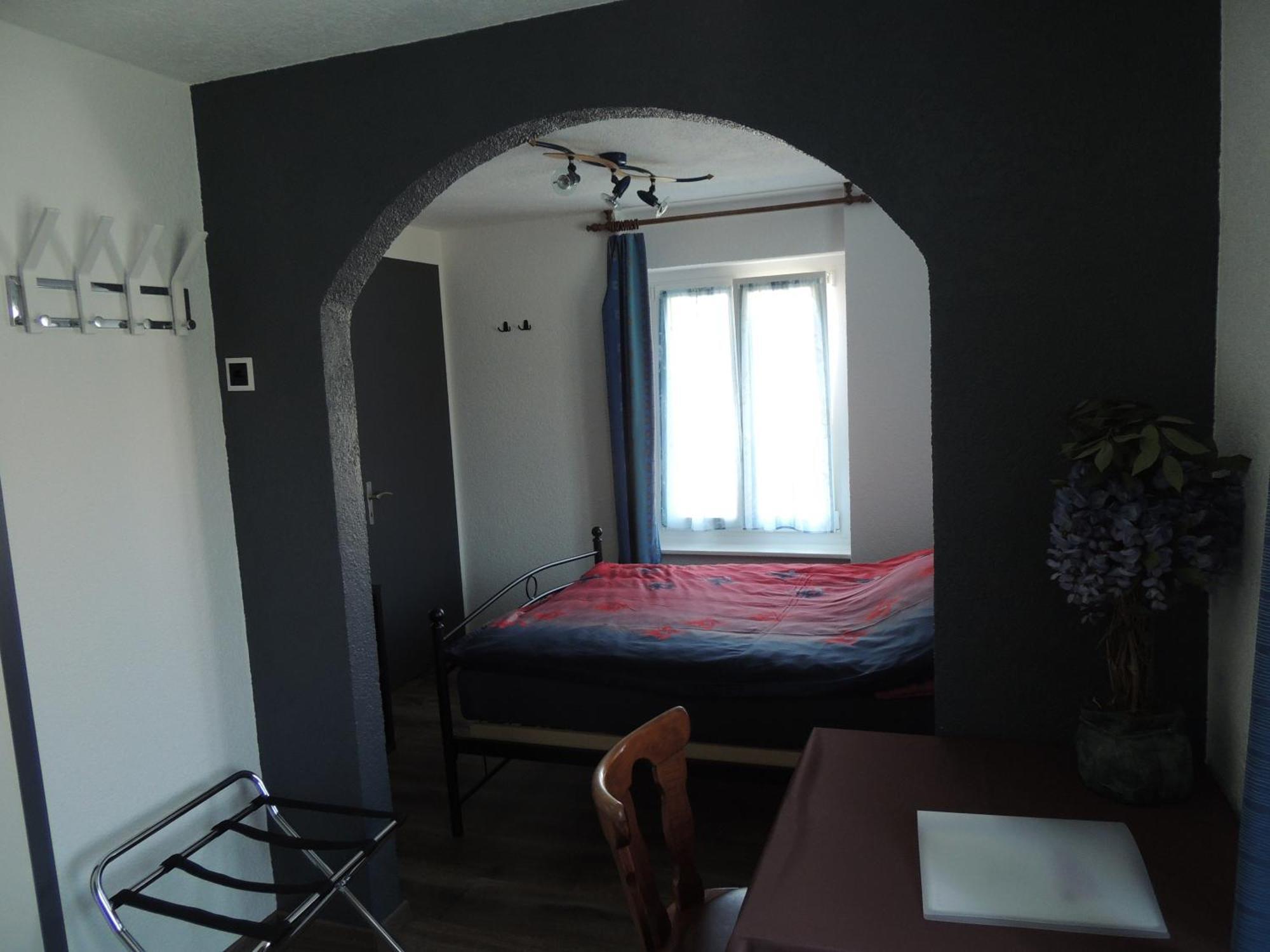 Hotel De La Gare Cousset Quarto foto